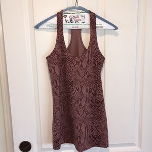 Lululemon t back tank top 8